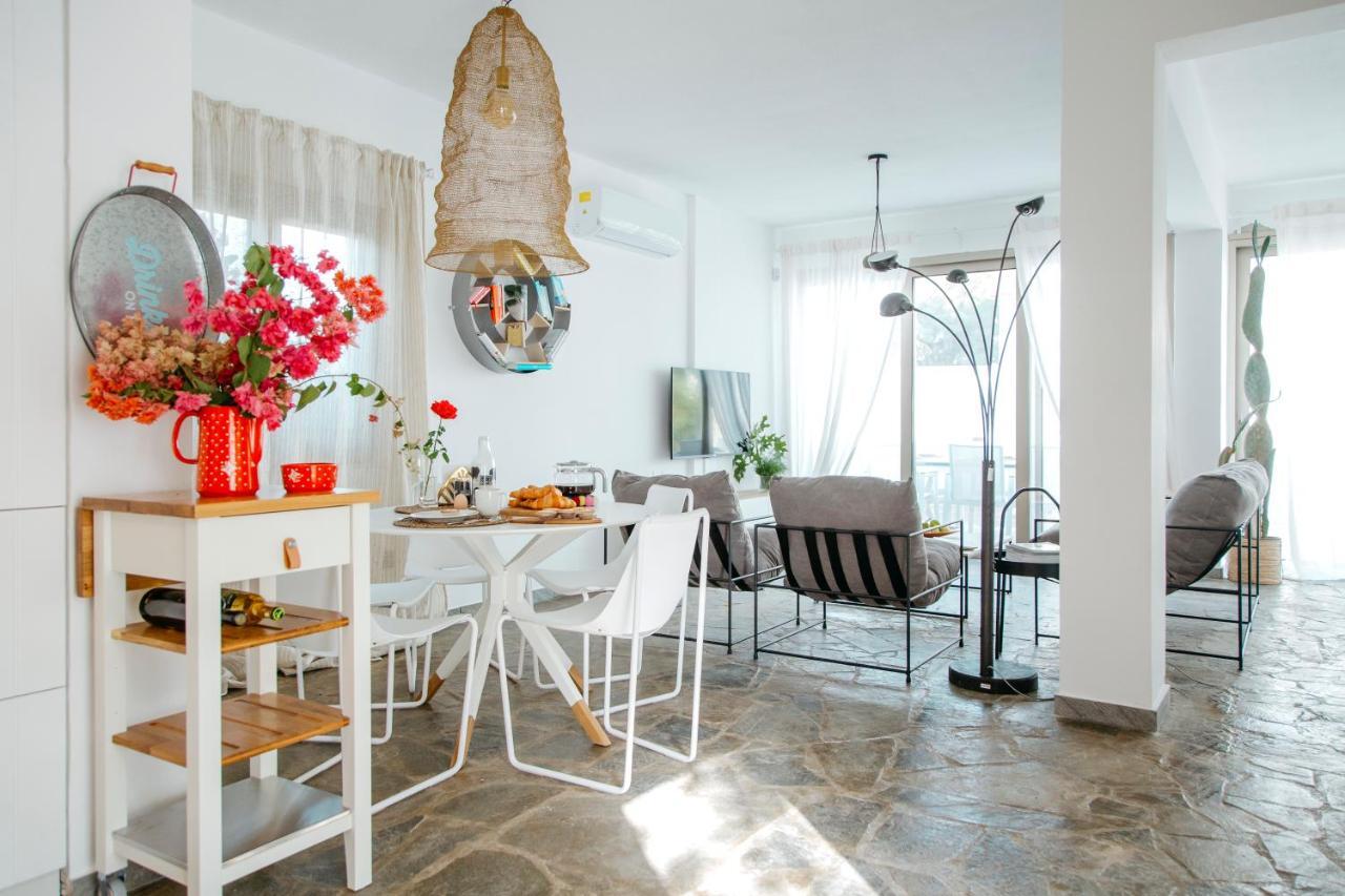 Island Home Seaside Villa Paralimni Bagian luar foto